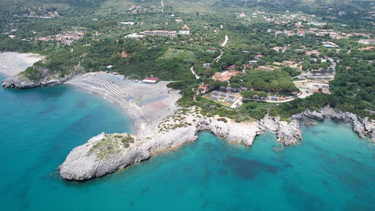 Villa Irma 卡梅罗塔的码头 外观 照片